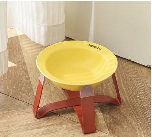 UFO Cat Ceramic Pet Bowl BD Iron Frame Neck Protection UFO Canned Water Bowl High Shallow Mouth Universal Mcdonald's color combination pack